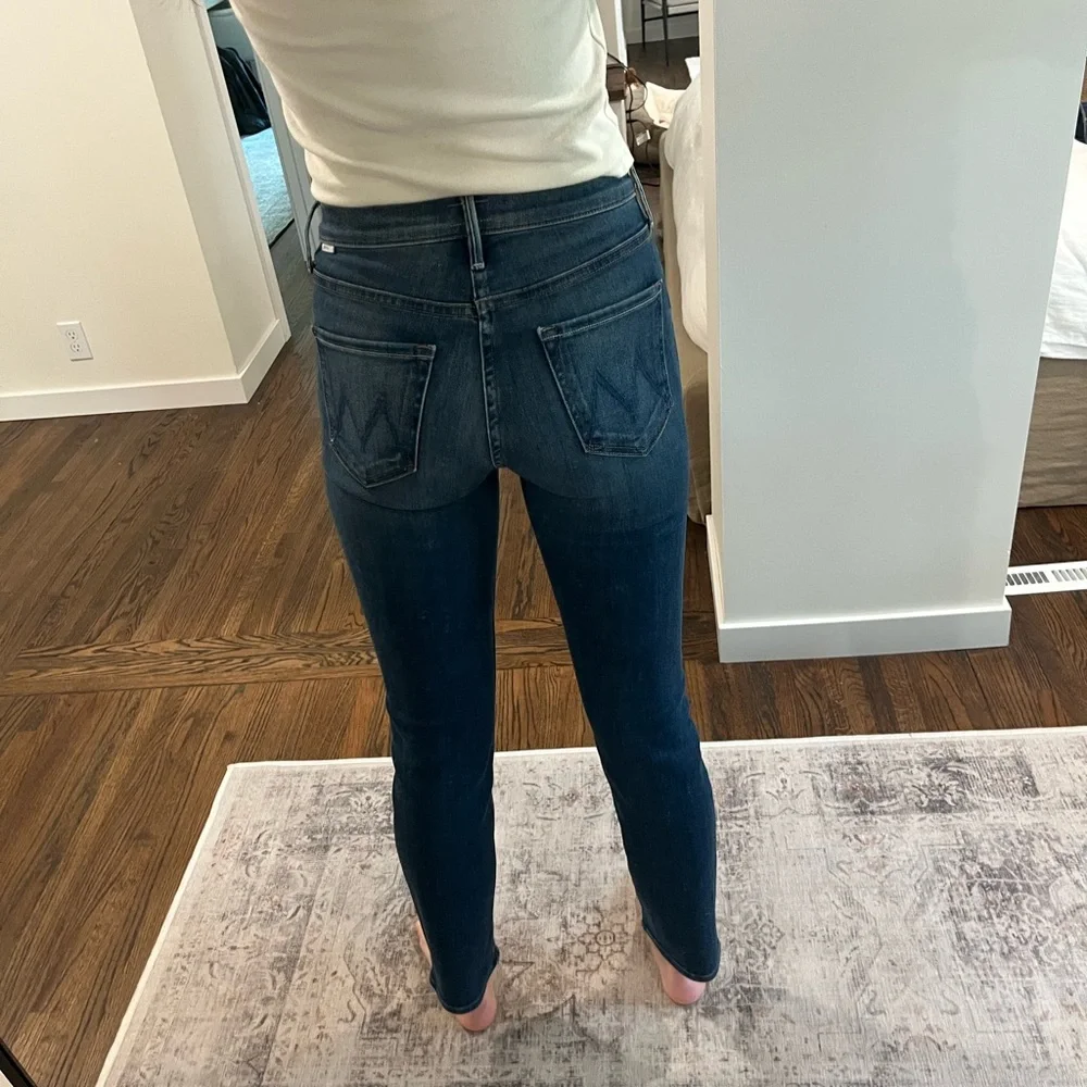 MOTHER The Mid Rise Dazzler Ankle Jeans - Picture 3 of 6